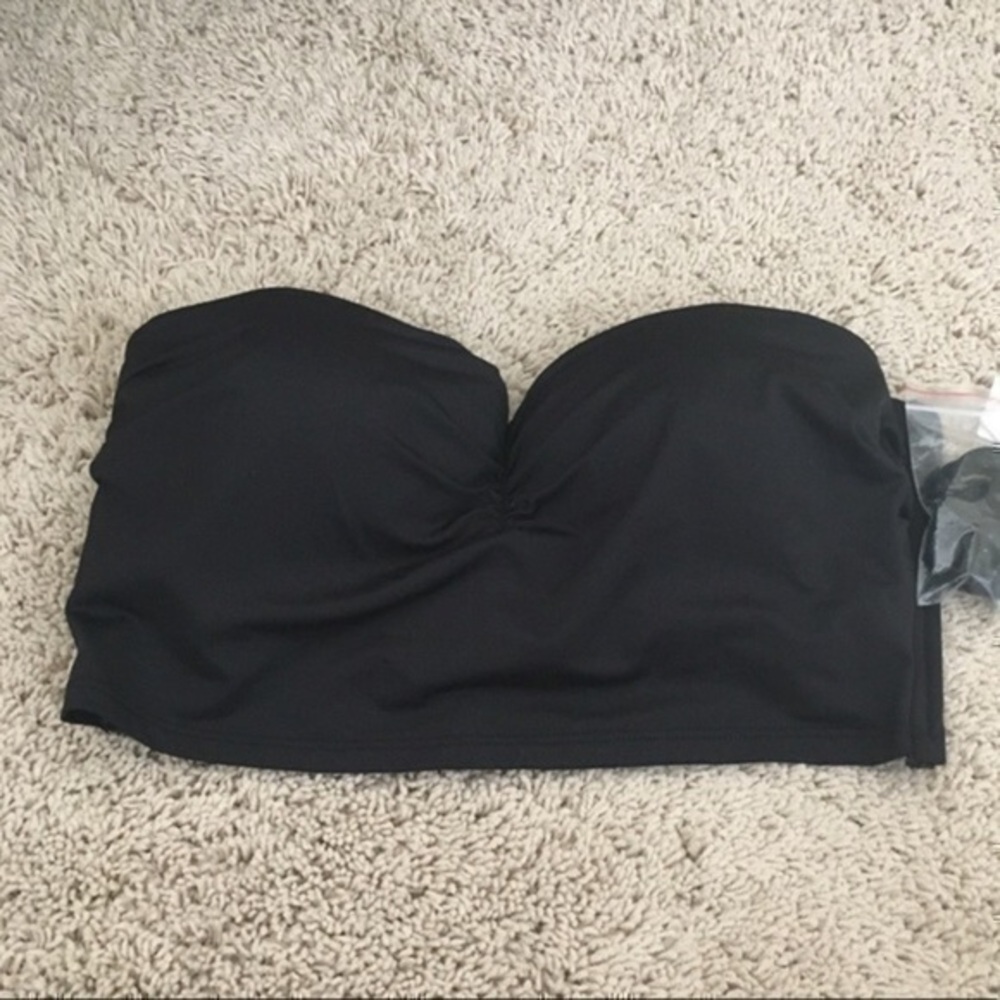 Skye Swimwear women’s size small black penny crop bandeau bikini top